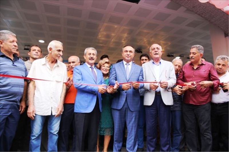 Balık-ekmekli açılış