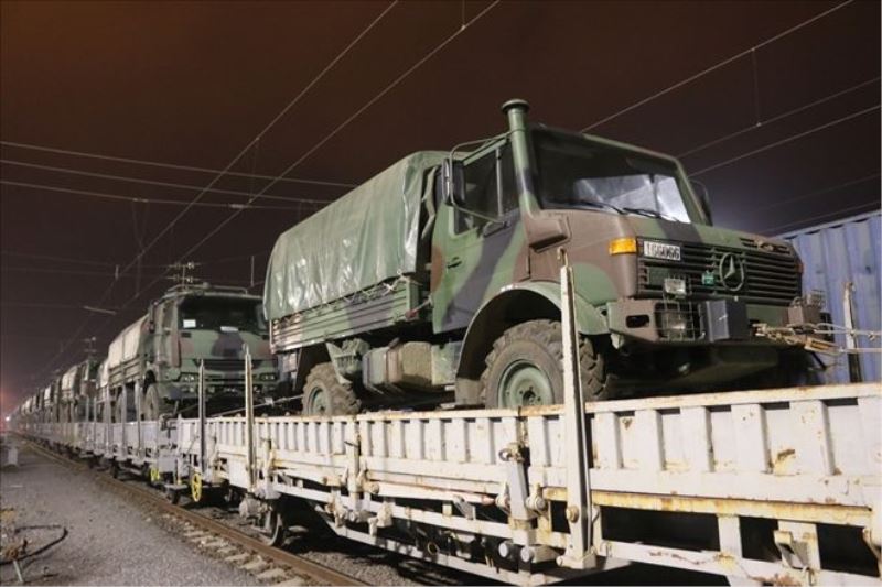 Sınıra sevkiyat sürerken, Meclis toplanıyor  