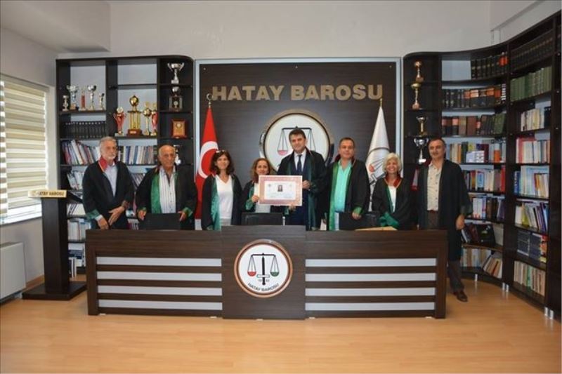 Avukatlar ruhsatlarını aldı