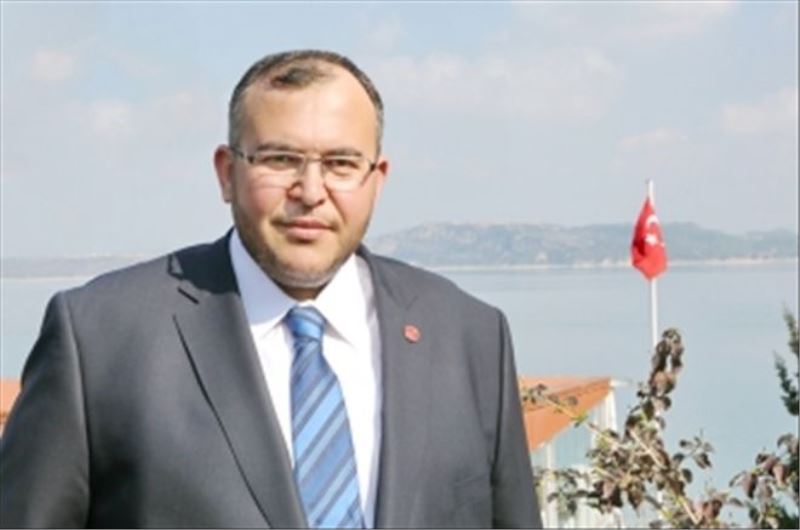 Birileri ´toplum mühendisliği´ne devam ediyor  