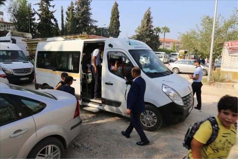 Okul önlerinde zabıta önlemi