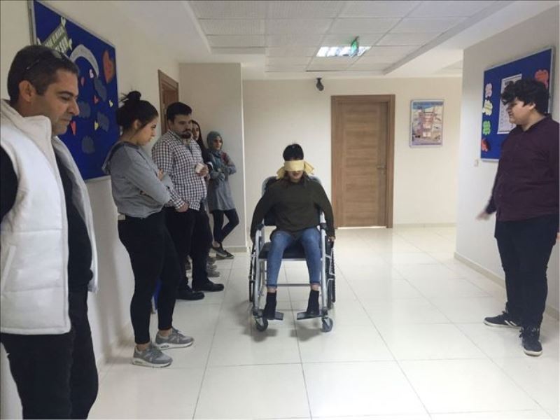 Gönüllü sağlık liderlerine ´farkındalık´ eğitimi