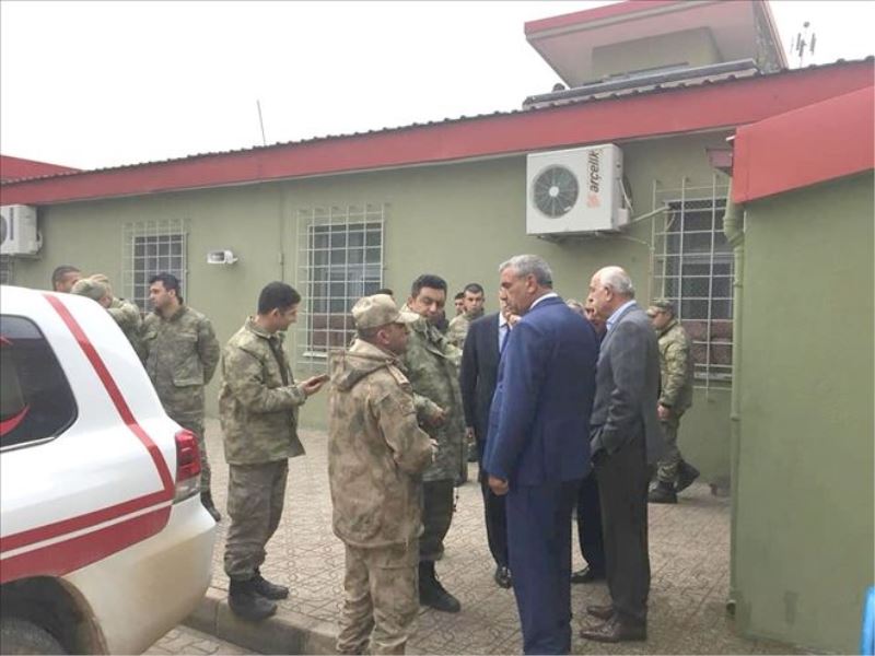 Sınır karakoluna moral ziyareti