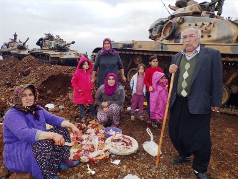 Tanklar Kırıkhan´dan, ÖSO Reyhanlı´dan girdi