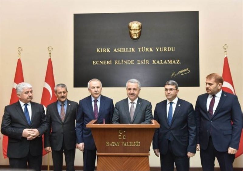 Hatay´ın 435 kilometre bölünmüş yolu var