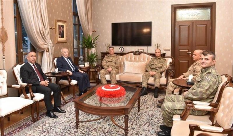 Jandarma komutanının ziyareti