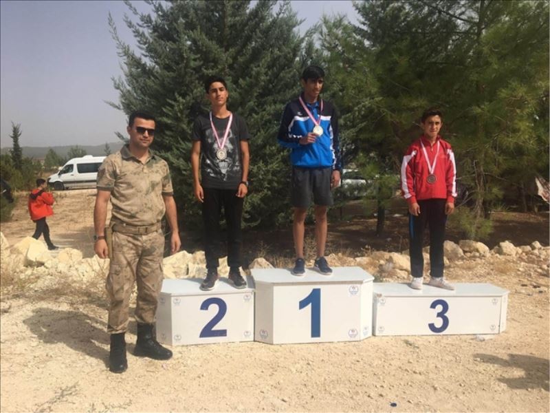 İsmail, yıldızlarda birinci oldu