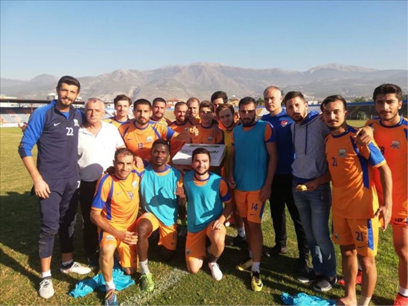 İskenderun´a baklavalı moral