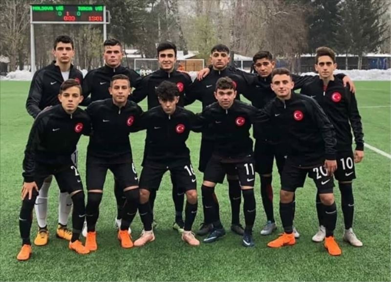 Alperen, milli maçta gol attı
