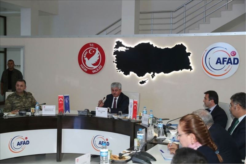 İlçelerde ´toplanma ve çadır kent´ alanları belirlenecek
