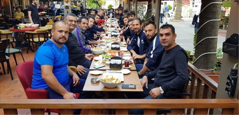 Takıma kahvaltılı destek