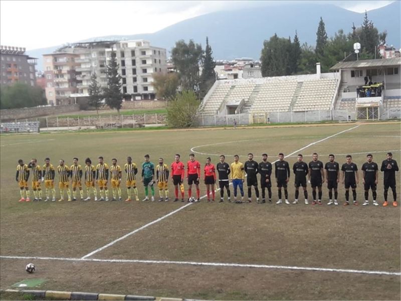 Kırıkhan, sahasında yendi: 2-1
