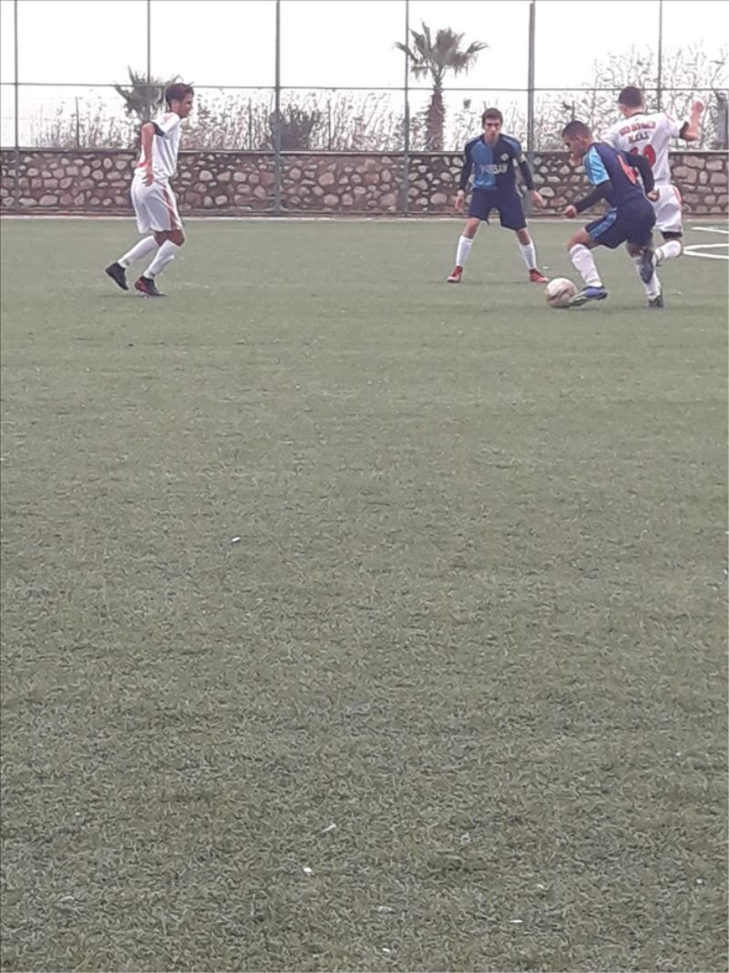 Nuran Yılmaz Anadolu Lisesi Hatay şampiyonu