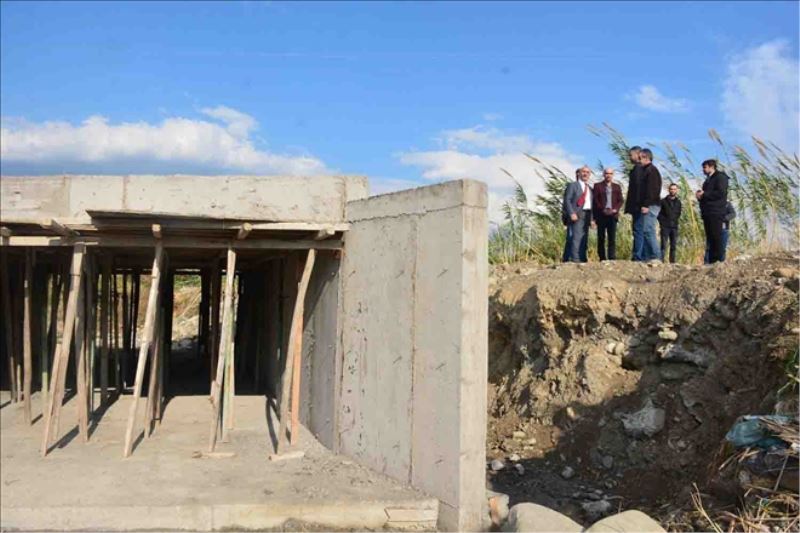 Köprü, taşkını da önleyecek