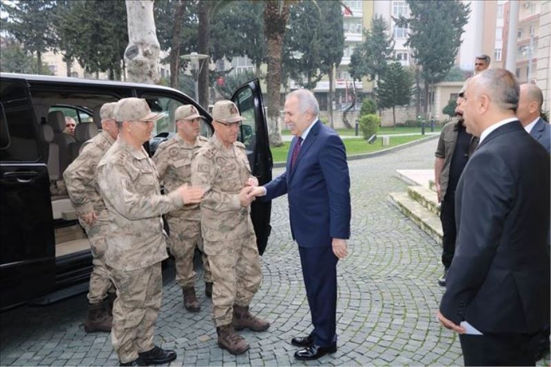 Komutanın Hatay ziyareti