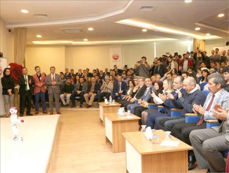 Emrehan Halıcı: Hayal etmek bedava