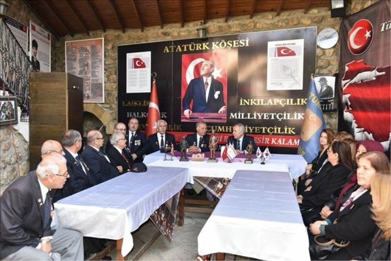Vali Ata: Şehitlerin hatıralarını yüceltmeliyiz