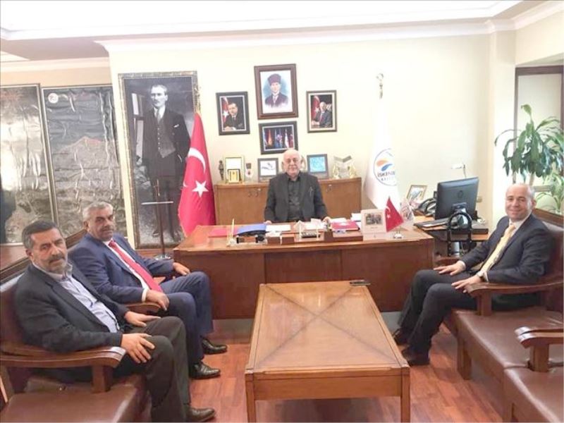Dingil, konuklarını makamında ağırladı