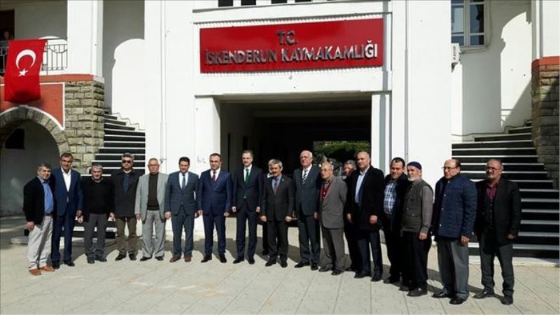 Bakan yardımcısından parti ve kaymakamlık ziyareti