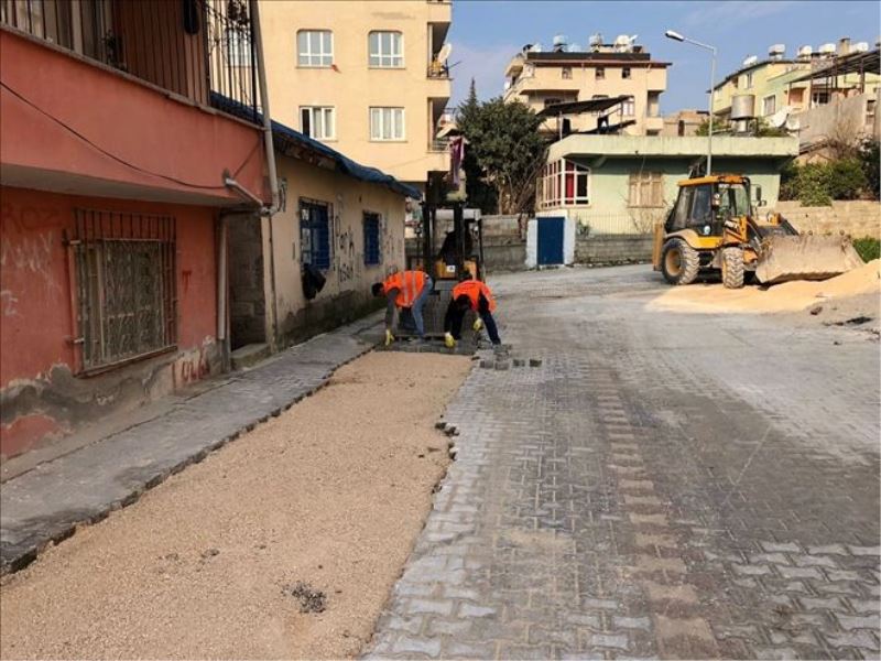 Parkta yenileme çalışması