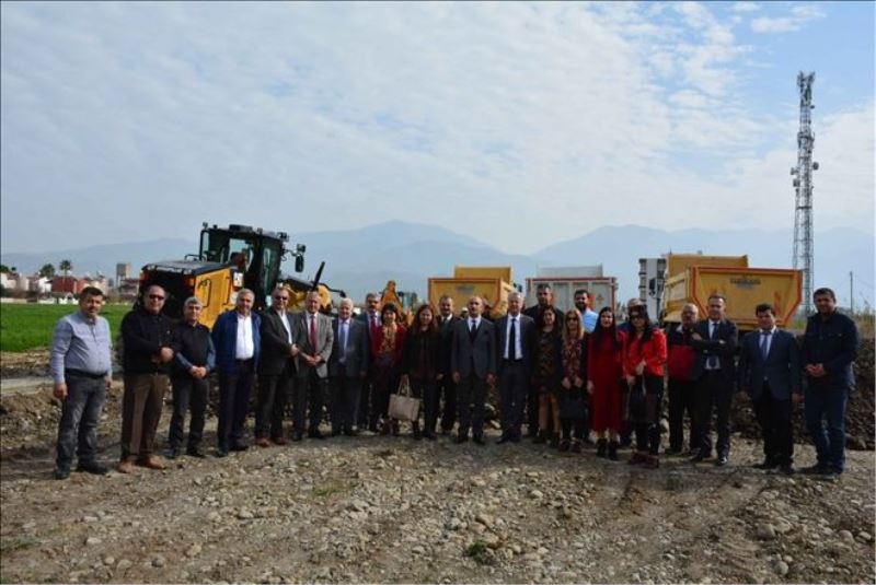 Mahalleler, yollarla bağlanıyor