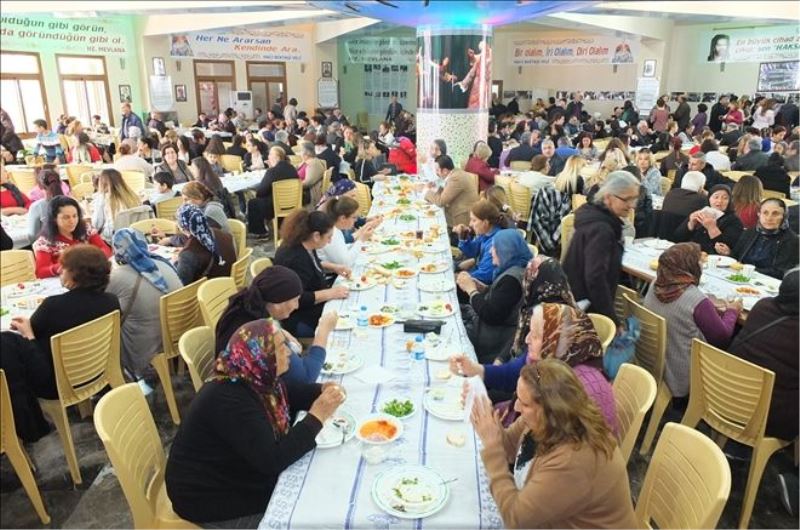 Cemevi´nde 8 Mart kahvaltısı