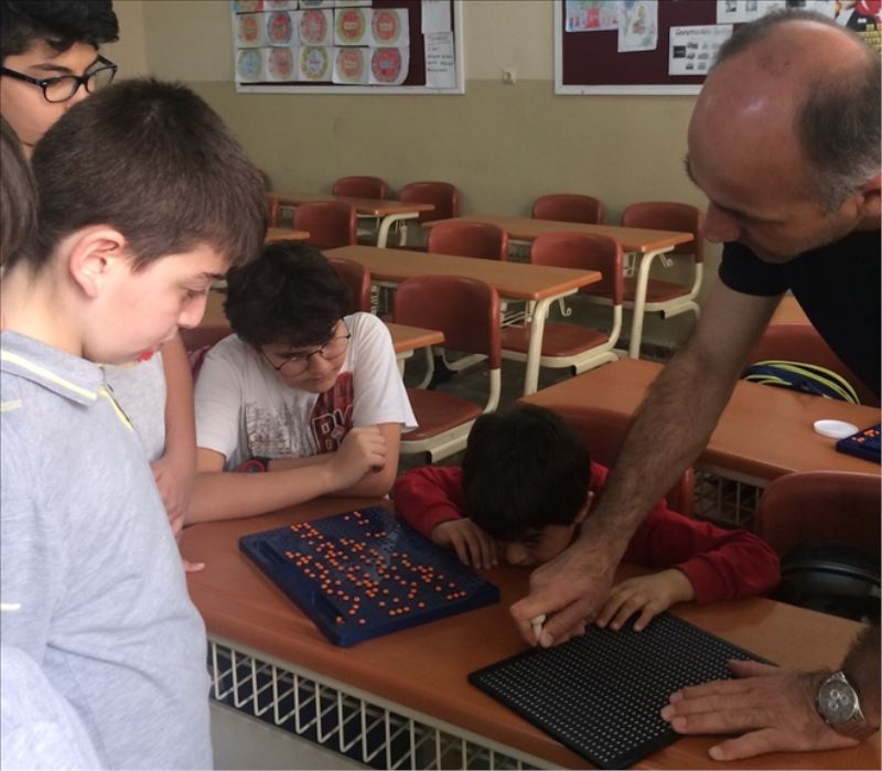 Öğrencilerin ´sesli kitap´ projesi