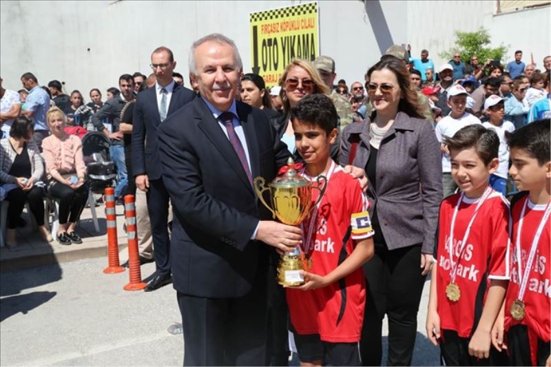 ´Bilime sıkı sıkı sarılın´