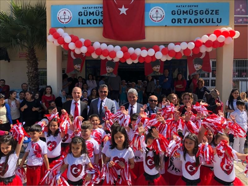Okullarda bayram kutlaması