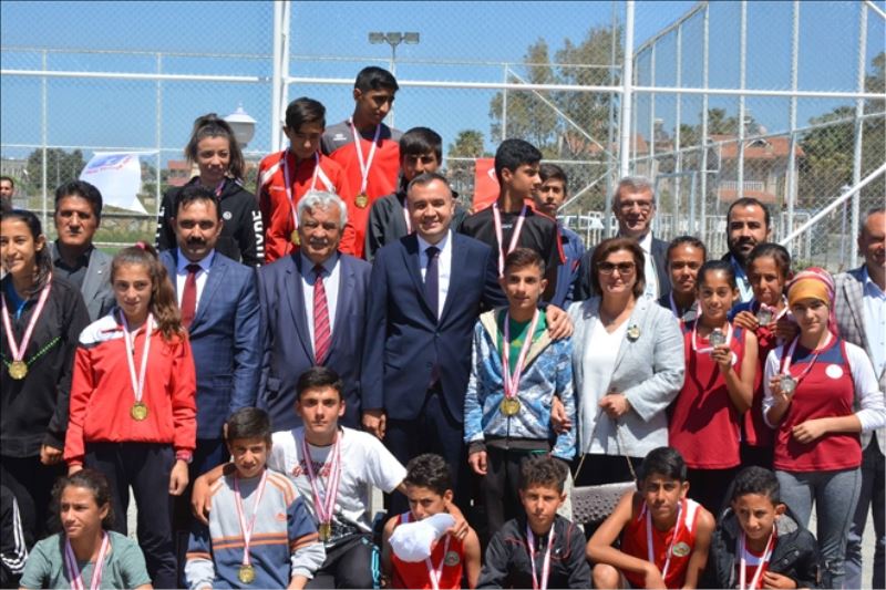 Bölge finalini Arsuz´da koştular