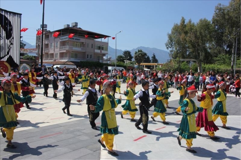 Görevleri ilçelerde çocuklar devraldı