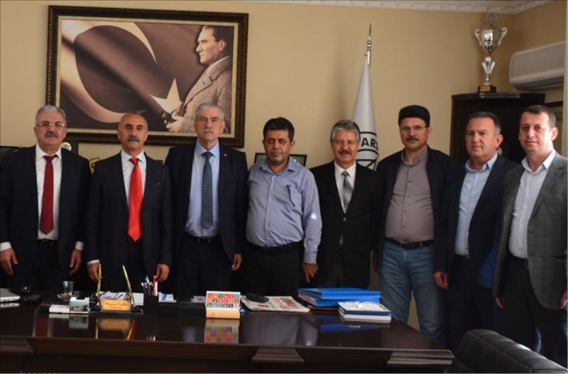 Taşeron işçiye sözleşme görüşmesi