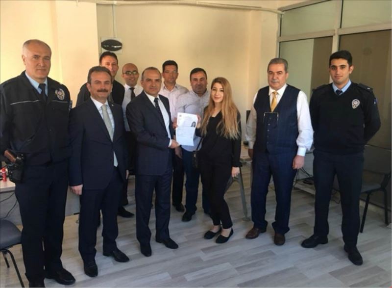 Belgeyi Erkayıran teslim etti