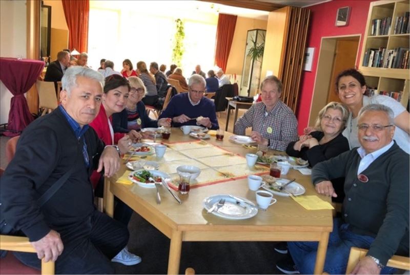 İGEV´den kardeş dernek buluşması