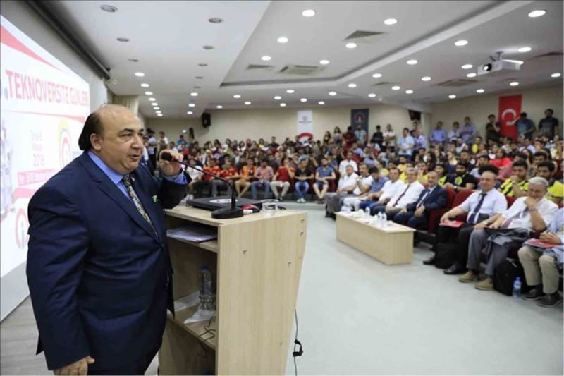 ´Gençler çok yönlü olmalı´