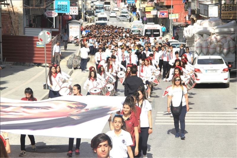 Gençlik yürüyüşü bugün