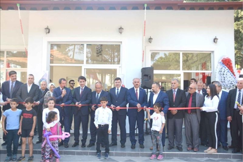Şehitler Abidesine sosyal tesis
