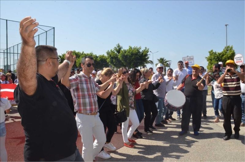 Emekçiler alanda...