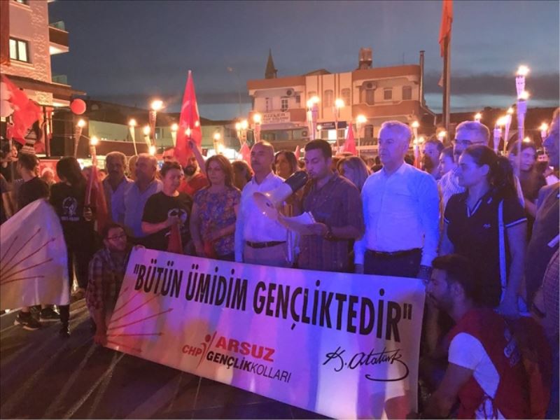 19 Mayıs´a fener alaylı kutlama