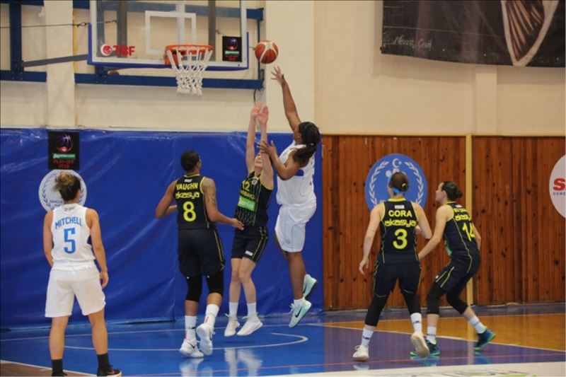 Fenerbahçe, HBB´yi farklı yendi: 73-58
