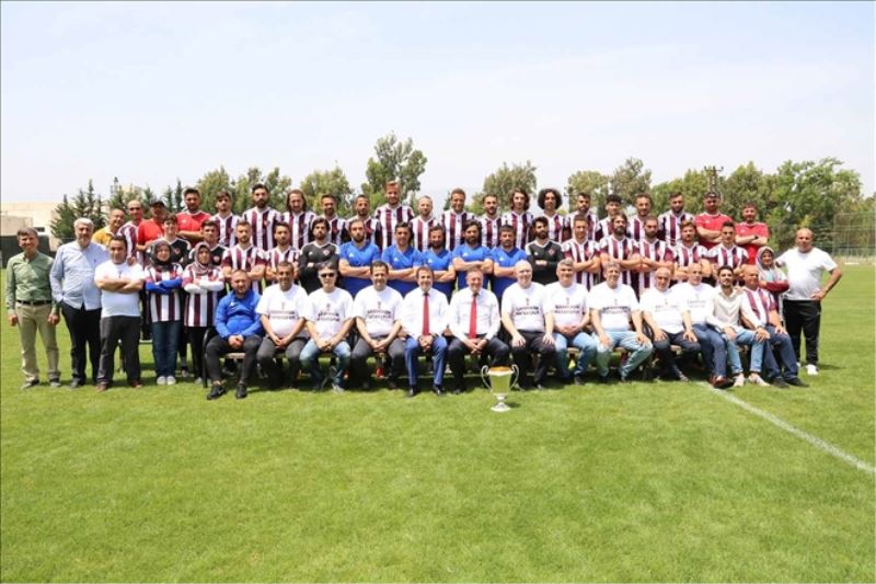 Valilikten Hatayspor´a kutlama