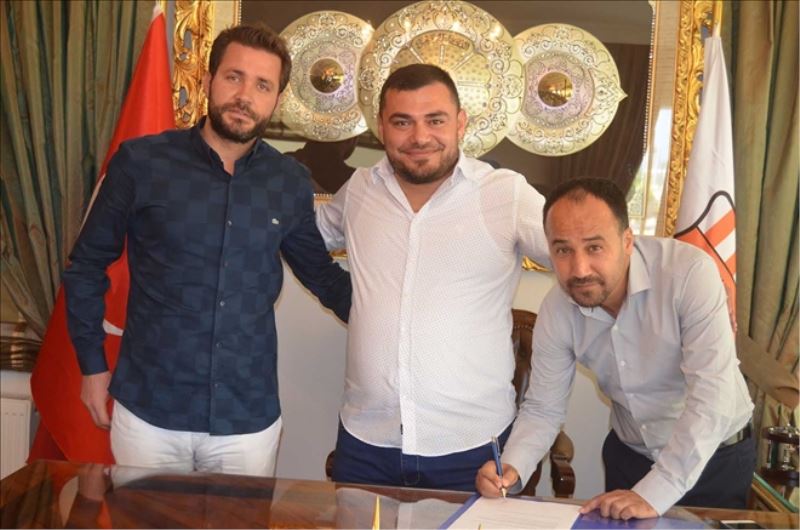 Karaağaç Spor, Çetin´le anlaştı
