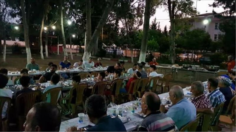 Futbolcular iftarda buluştu
