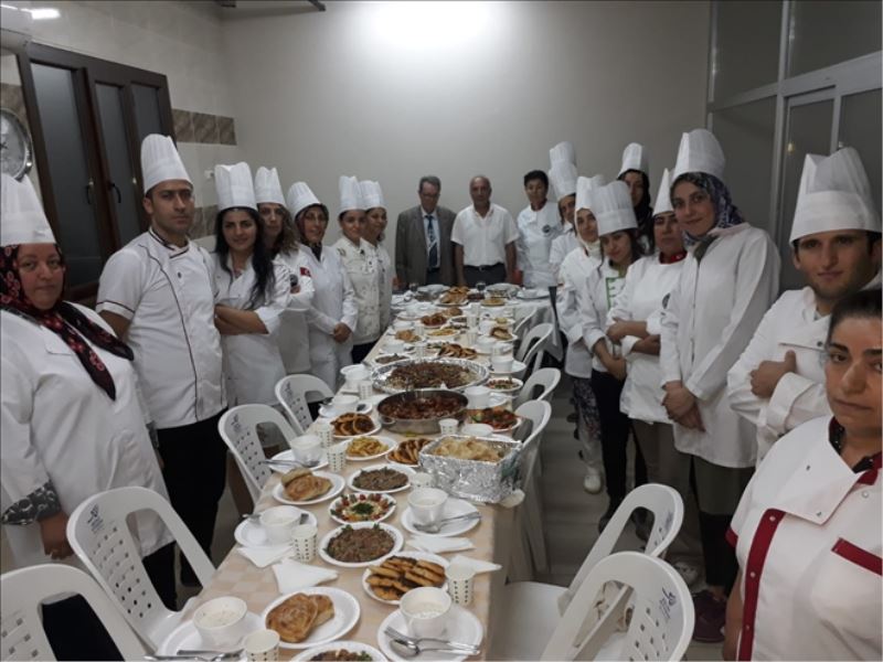 Kursiyerler iftarda buluştu