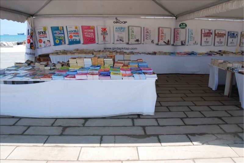 Kitap fuarı Arsuz´a taşındı
