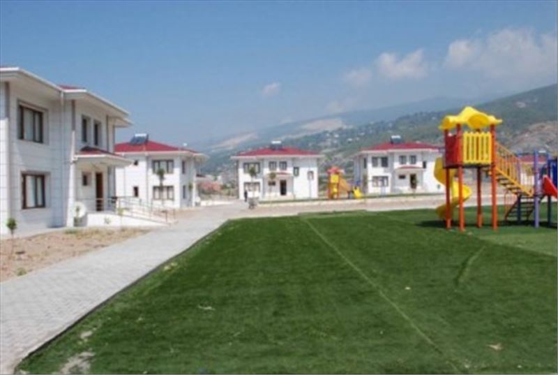 Jandarmadan çocuklara kuruluş yıl dönümü hediyesi