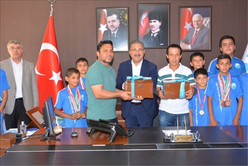 Güreş takımının teşekkür ziyareti