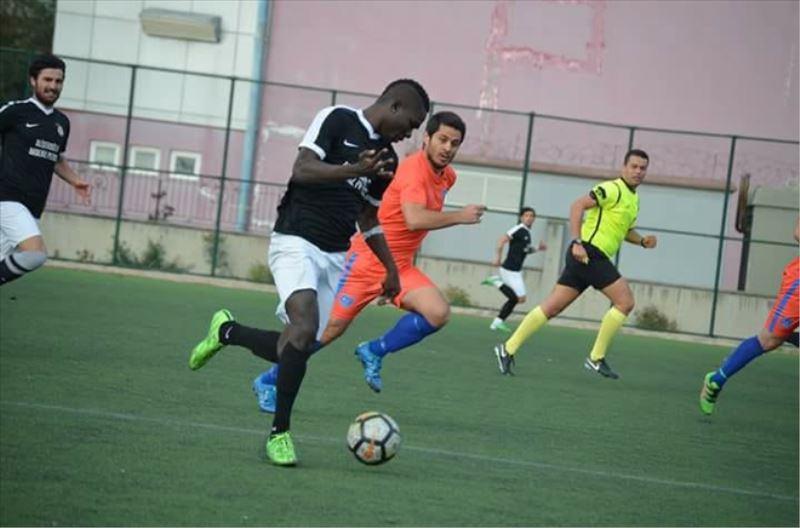 İbrahima, birçok takımın transfer listesinde
