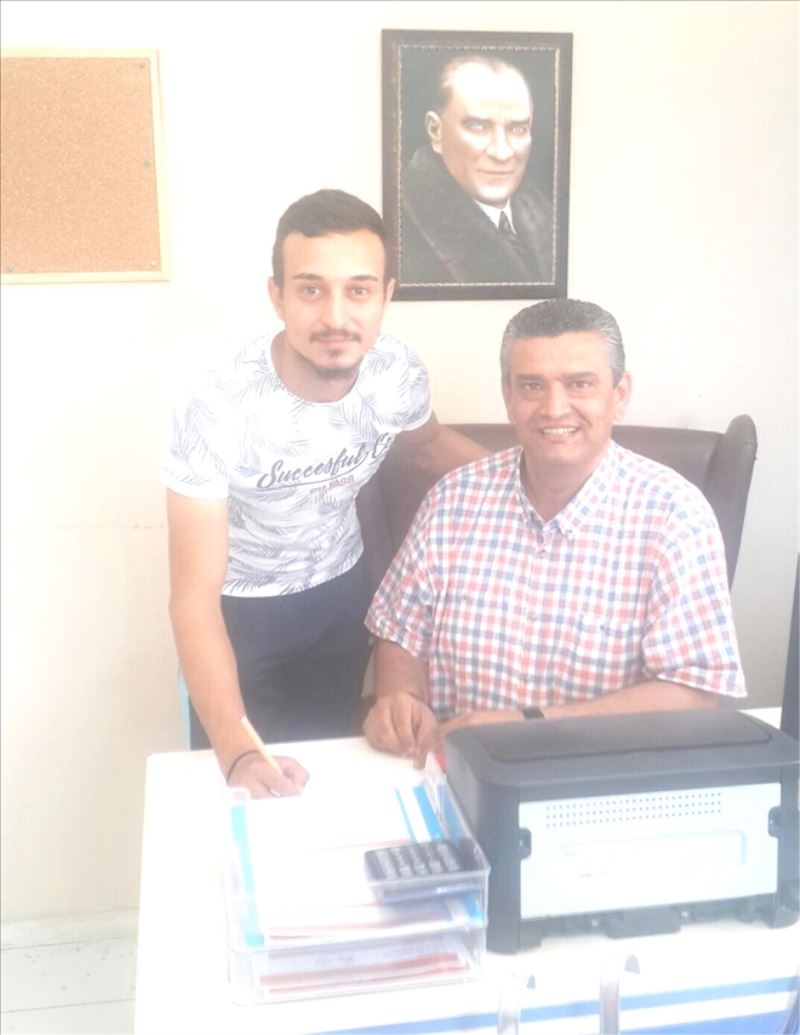 Beş futbolcu ile anlaştı