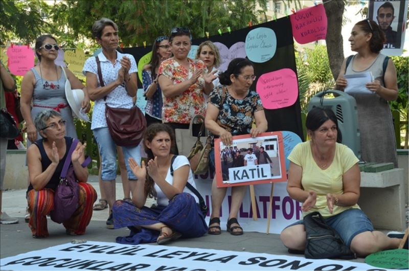 Kadınlardan zılgıtlı protesto